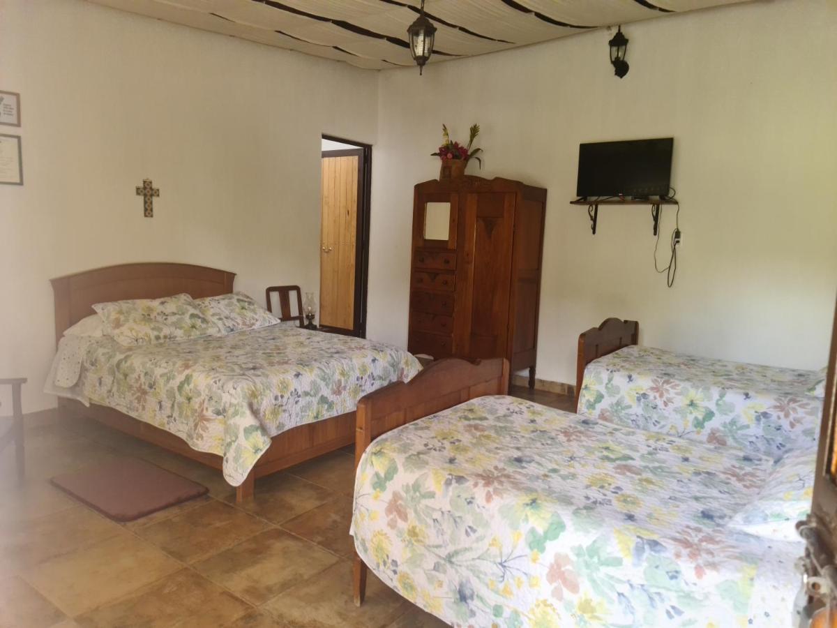Finca Los Angeles Hospederia & Sociales ウアスカ・デ・オカンポ エクステリア 写真